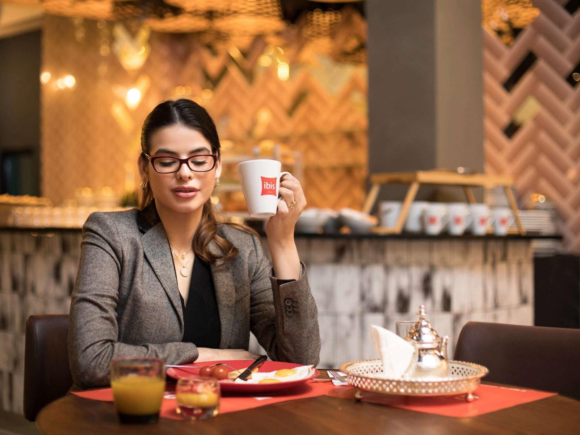 Hotel Ibis Abdelmoumen Casa Centre Casablanca Exteriér fotografie