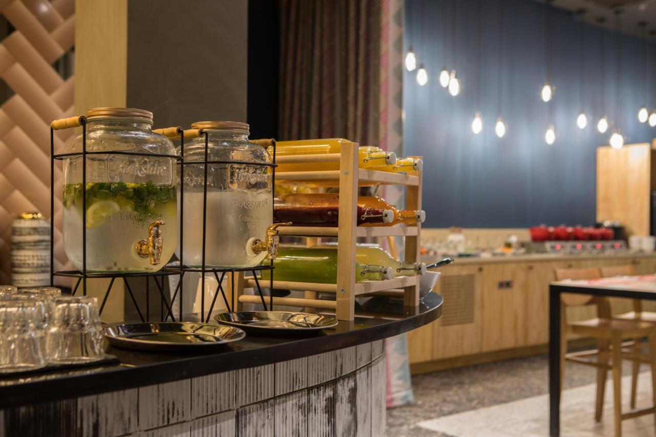 Hotel Ibis Abdelmoumen Casa Centre Casablanca Exteriér fotografie